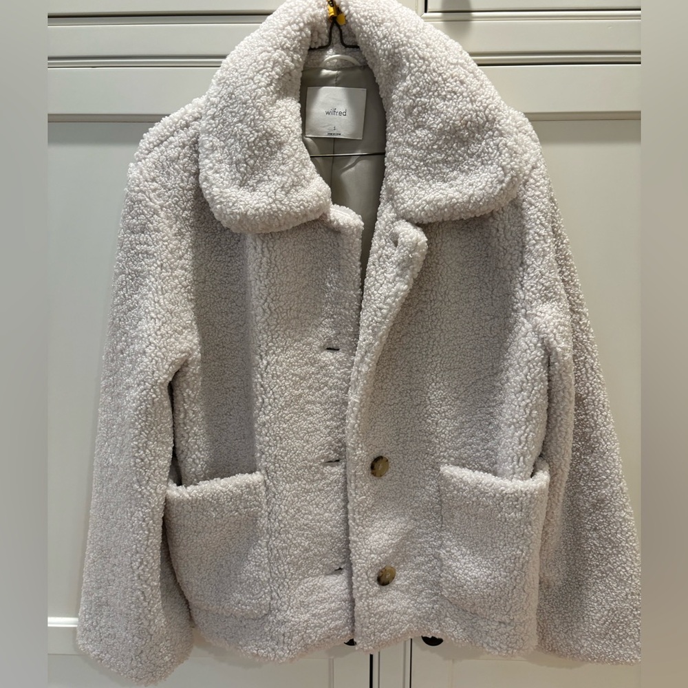 EUC Aritzia Wilfred Sherpa Coat